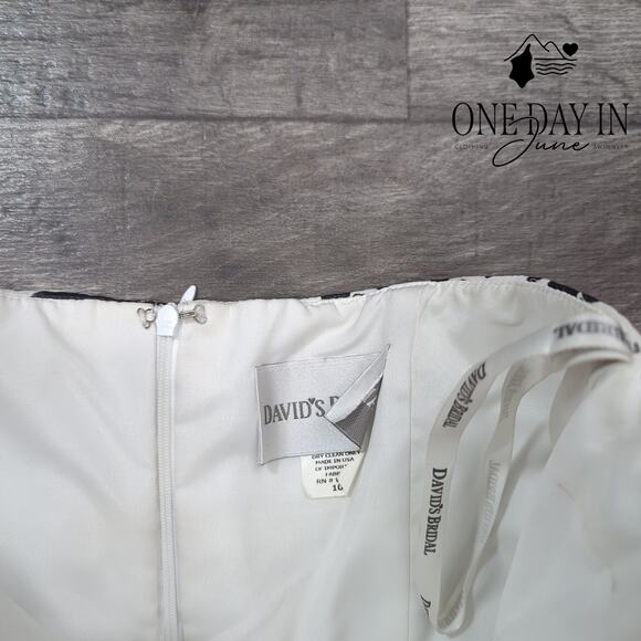 David's Bridal Sleeveless Layered Mini Dress Size 10 - Picture 2 of 5